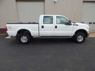 2016 Ford F350 Crew Cab, $16900. Photo 4