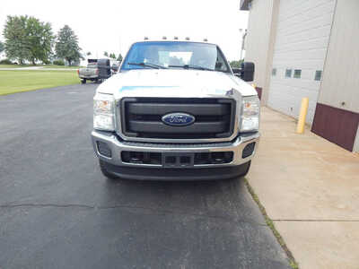 2016 Ford F350 Crew Cab, $16900. Photo 5