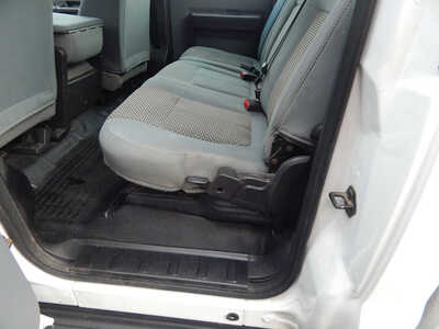2016 Ford F350 Crew Cab, $16900. Photo 7