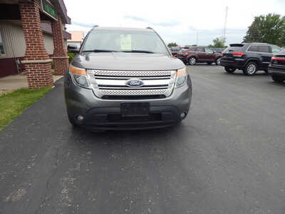2013 Ford Explorer, $8495. Photo 4
