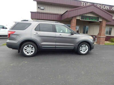 2013 Ford Explorer, $8495. Photo 5