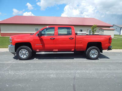 2017 Chevrolet 2500 Crew Cab, $22900. Photo 2