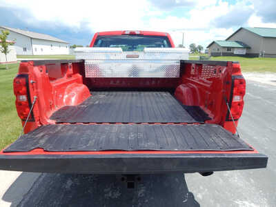 2017 Chevrolet 2500 Crew Cab, $22900. Photo 5