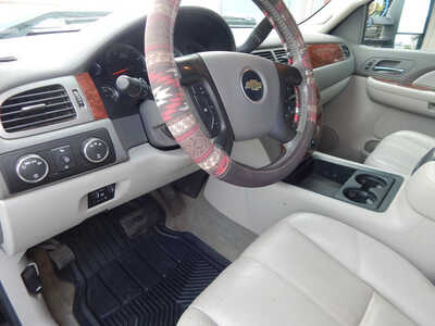 2008 Chevrolet 2500 Crew Cab, $9500. Photo 8