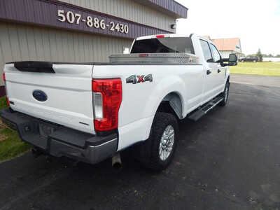 2019 Ford F350 Crew Cab, $30000. Photo 7