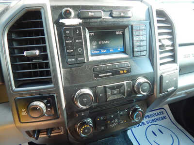 2018 Ford F350 Crew Cab, $21900. Photo 8