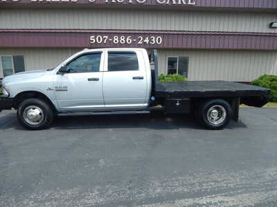 2017 RAM 3500 Crew Cab, $21900. Photo 2