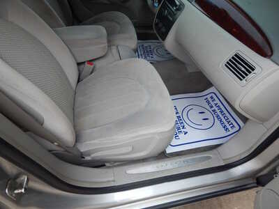 2007 Buick Lucerne, $7495. Photo 9