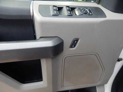2017 Ford F250 Ext Cab, $24995. Photo 10