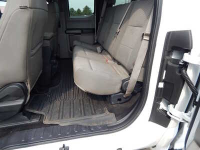2017 Ford F250 Ext Cab, $24995. Photo 11