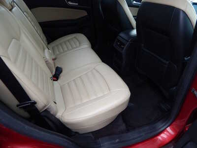 2015 Ford Edge, $9950. Photo 12