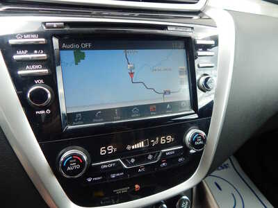 2015 Nissan Murano, $12950. Photo 12