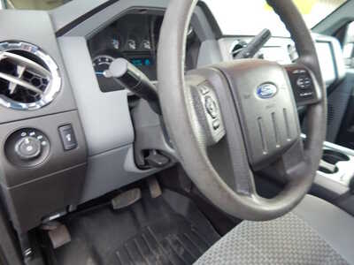 2016 Ford F250 Crew Cab, $22900. Photo 9