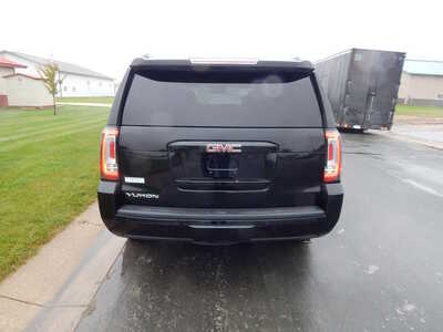2016 GMC Yukon, $22000. Photo 4