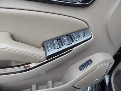 2016 GMC Yukon, $22000. Photo 9