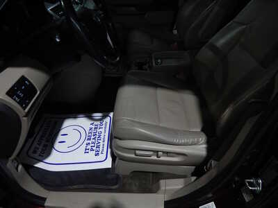 2015 Honda Odyssey, $12950. Photo 7