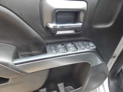 2018 Chevrolet 1500 Crew Cab, $23500. Photo 10
