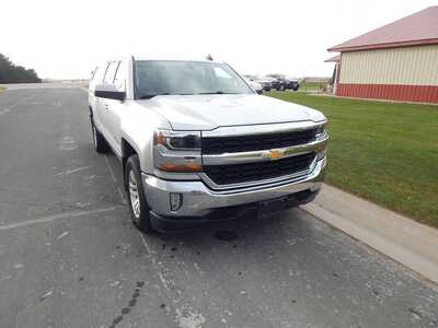 2018 Chevrolet 1500 Crew Cab, $23500. Photo 6