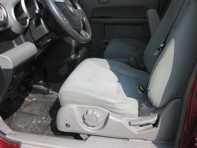 2010 Honda Element, $7995. Photo 5