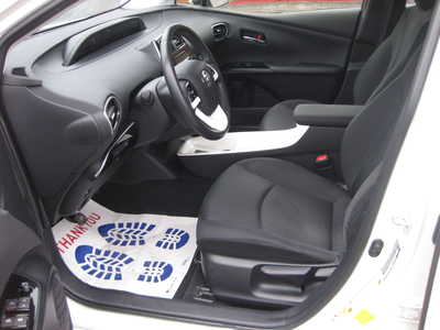 2017 Toyota Prius, $16900. Photo 5
