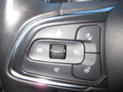 2022 Buick Envision, $25900. Photo 12