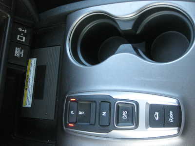 2023 Honda Ridgeline, $33900. Photo 8