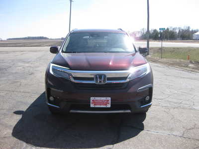 2020 Honda Pilot, $21900. Photo 2