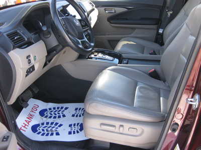 2020 Honda Pilot, $21900. Photo 5