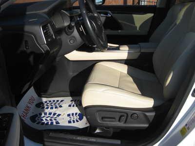 2022 Lexus RX Series, $38900. Photo 5