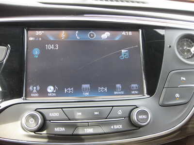 2020 Buick Envision, $22900. Photo 10