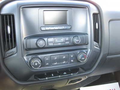 2016 Chevrolet 1500 Reg Cab, $9995. Photo 6