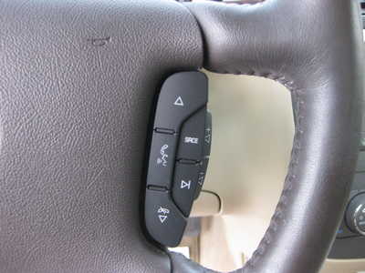 2011 Buick Lucerne, $11900. Photo 10