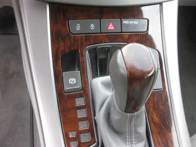 2010 Buick LaCrosse, $13900. Photo 9