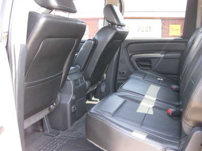2015 Nissan Titan, $18900. Photo 7