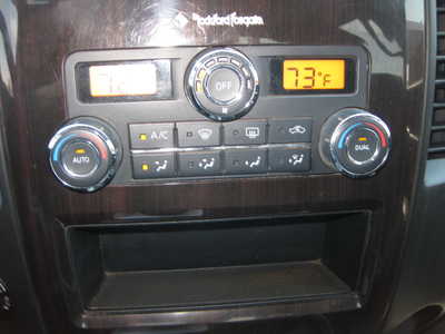 2015 Nissan Titan, $18900. Photo 11