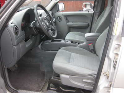 2007 Jeep Liberty, $2995. Photo 5