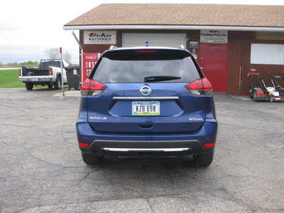 2019 Nissan Rogue, $10900. Photo 4