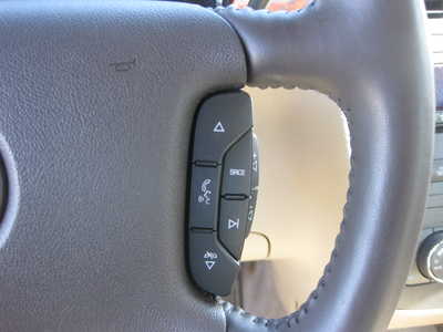 2011 Buick Lucerne, $11900. Photo 8
