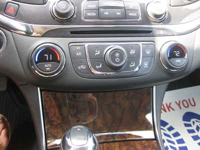 2015 Chevrolet Impala, $14900. Photo 10