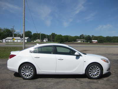 2011 Buick Regal, $5995. Photo 3