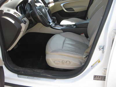 2011 Buick Regal, $5995. Photo 5