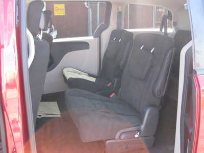 2015 Dodge Caravan, Grand, $12900. Photo 6