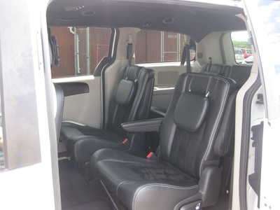 2018 Dodge Caravan, Grand, $12900. Photo 6