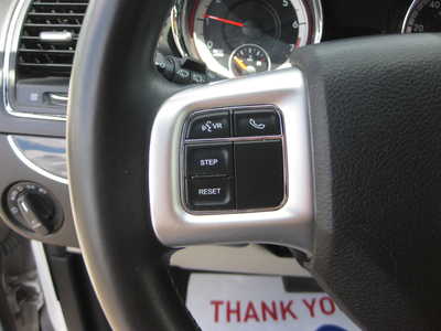 2018 Dodge Caravan, Grand, $12900. Photo 11