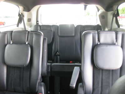 2018 Dodge Caravan, Grand, $12900. Photo 12