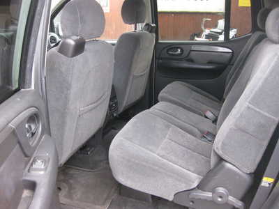 2006 GMC Envoy XL, $1395. Photo 6