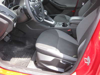 2013 Ford Focus, $4495. Photo 5