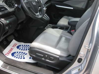 2015 Honda CR-V, $15900. Photo 5