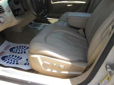 2011 Buick Lucerne, $10900. Photo 5
