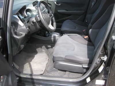 2011 Honda Fit, $7995. Photo 5
